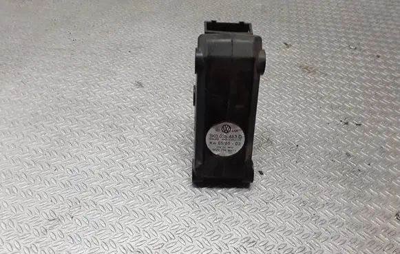 Volkswagen Jetta V Sound amplifier 1K0035463D