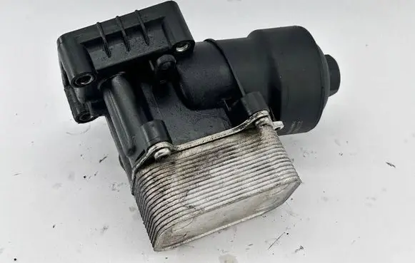 Skoda Superb B6 (3T) Oil filter mounting bracket 2370005 70649190618