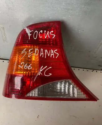 Ford Focus Rear/tail lights 084311935lR