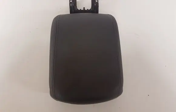 Volvo V50 Armrest