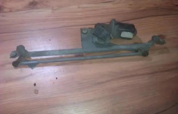 Opel Vectra B Front wiper linkage and motor