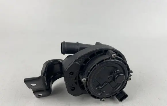 Audi Q4 e-tron Electric auxiliary coolant/water pump 1EA965567J 1EA121066C