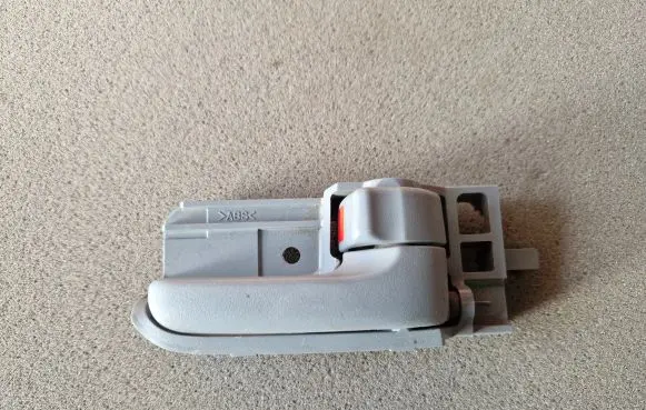 Toyota Hilux (AN10, AN20, AN30) Rear door interior handle
