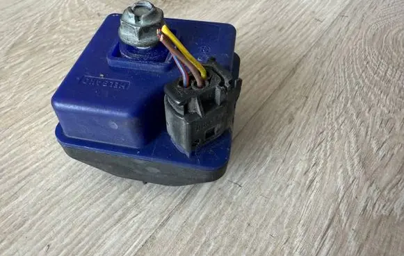 Mercedes-Benz E W212 Alarm system siren A0038207726 0038207726
