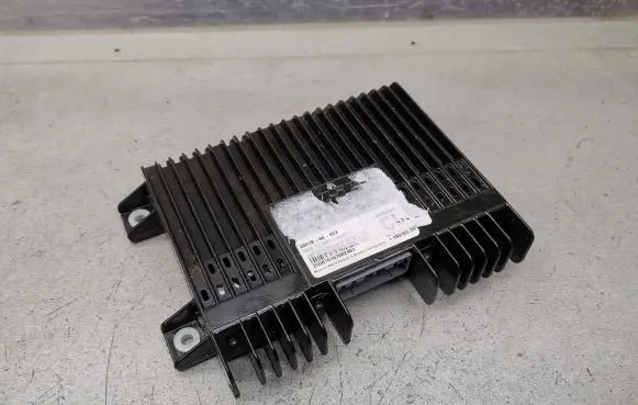 Mazda 6 Sound amplifier GM1B6692X