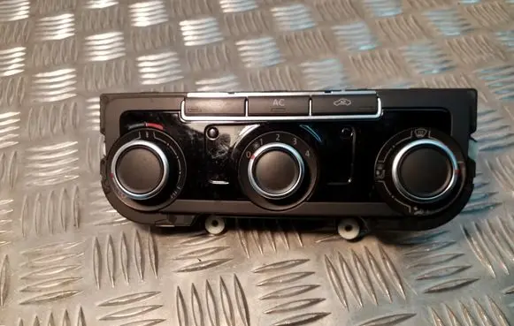 Volkswagen PASSAT B7 Climate control unit 7N0907426K