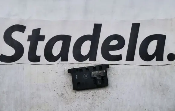 Mercedes-Benz C W203 Door control unit/module A2038201585 2038201585