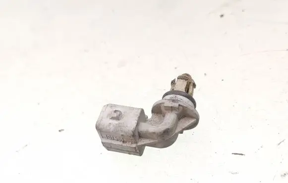 Renault Espace III Intake air temperature sensor 101451B H104077