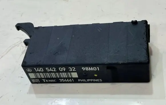 Mercedes-Benz S W140 Light module LCM 1405420932