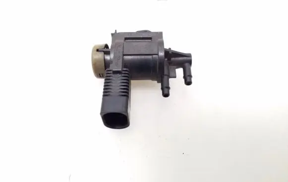 Audi A3 S3 8P Turbo solenoid valve 1J0906283C