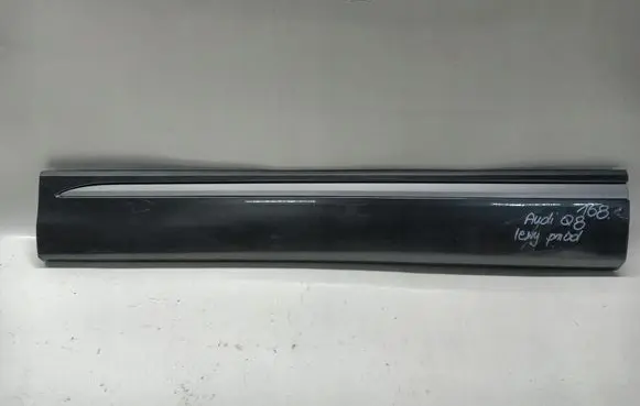 Audi Q8 Front door trim (molding)