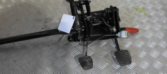 Renault Trafic II (X83) Pedal assembly 8200513301