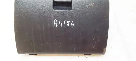 Mitsubishi Lancer Glove box mr5326764 mr532676-4