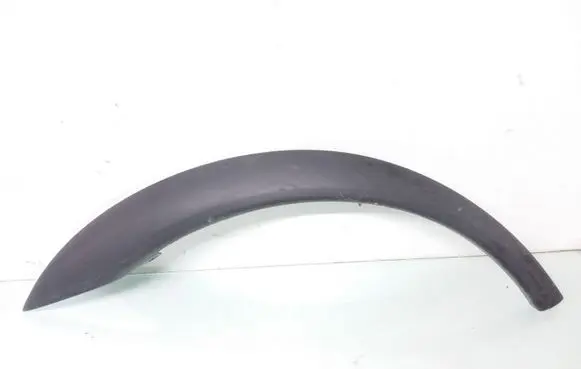 Volvo XC70 Rear arch trim 8620134