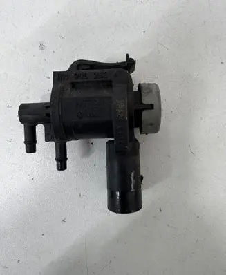 Volkswagen Touareg I Turbo solenoid valve 1K0906283A