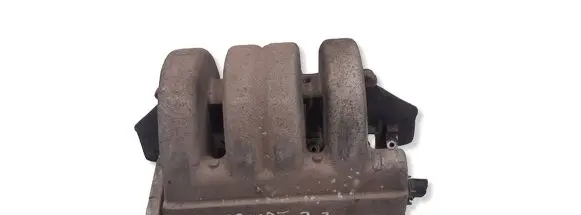 Volkswagen PASSAT B3 Intake manifold 037133223K
