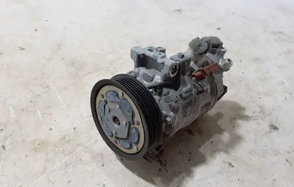 Skoda Octavia Mk4 Air conditioning (A/C) compressor (pump) 3Q0816803D