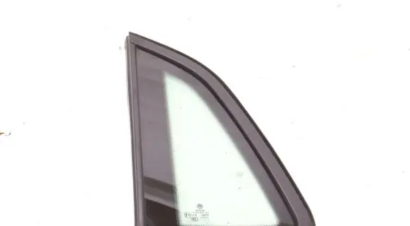 Volkswagen Polo VI Rear side window 2G4845297L
