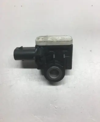 Mercedes-Benz ML W164 Airbag deployment crash/impact sensor A1668210151