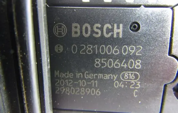 BMW 5 F10 F11 Mass air flow meter 8506408