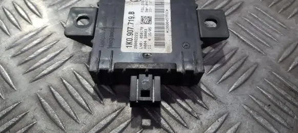 Audi A3 S3 8P Other control units/modules 1k0907719b 28002223