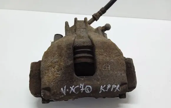 Volvo XC70 Front brake caliper