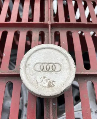 Audi 80 90 S2 B4 Original wheel cap 811601165