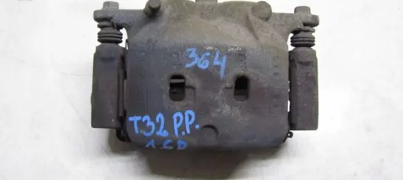 Nissan X-Trail T32 Front brake caliper
