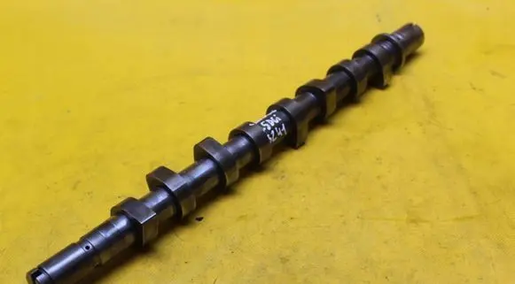Renault Kangoo I Camshaft 
