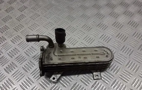 Skoda Fabia Mk1 (6Y) EGR valve cooler bracket 038131513AD