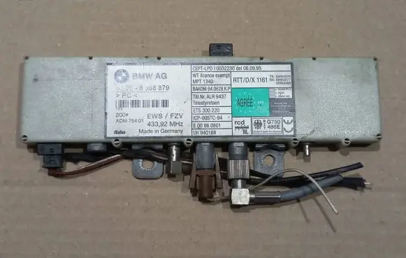 BMW 3 E46 Antenna control unit 65258368879