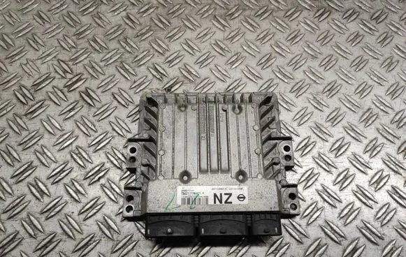 Nissan Qashqai+2 Engine control unit/module 23710BB31A 237101449R S180067173A