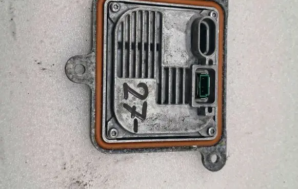 Opel Mokka Voltage converter/converter module 