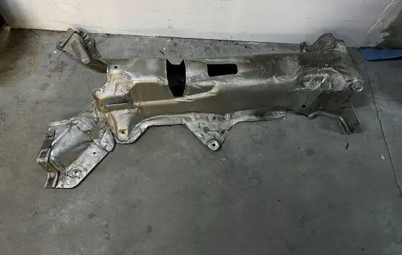 Ford Explorer VI Exhaust heat shield L1MBS114A44FH