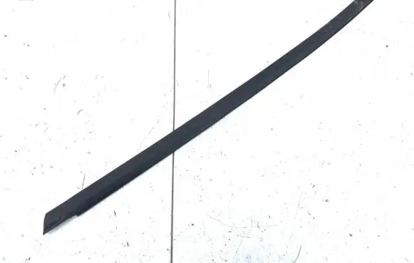 Volkswagen Scirocco Front door glass trim molding 1k8837478