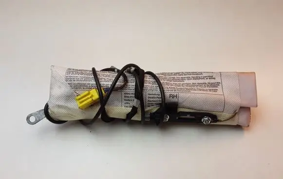 Volkswagen PASSAT CC Seat airbag 1K8880242B