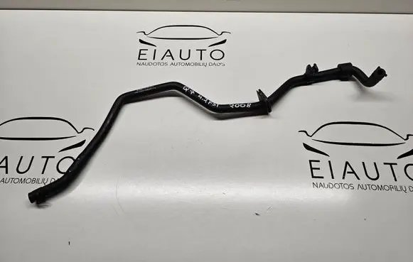 Audi Q7 4L Engine coolant pipe/hose 7L8122447D