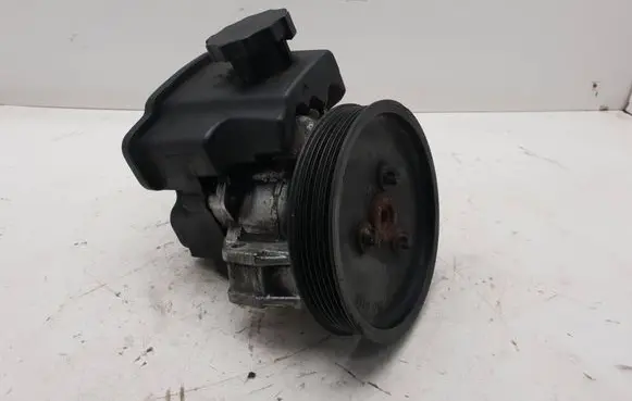 Mercedes-Benz Vito Viano W639 Power steering pump A0034667201 7692900530