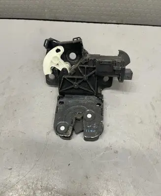 Audi Q7 4L Tailgate/trunk/boot lock/catch/latch 8P4827505C