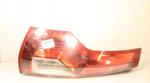 Citroen C4 I Picasso Rear/tail lights E12120