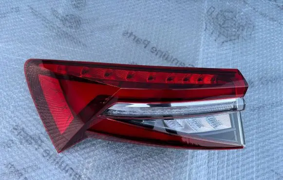 Skoda Kodiaq Rear/tail lights 565945207B