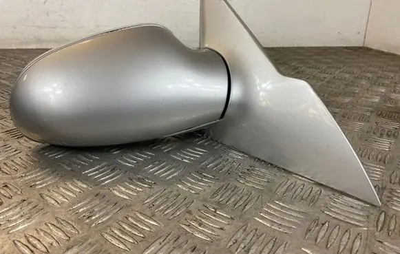 Mercedes-Benz CLK A208 C208 Front door electric wing mirror 