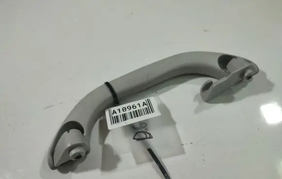 Audi A4 S4 B5 8D Rear interior roof grab handle 8D0857608