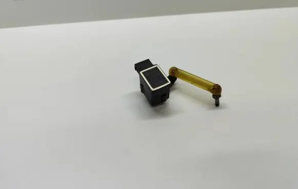 Headlight/headlamp level sensor
