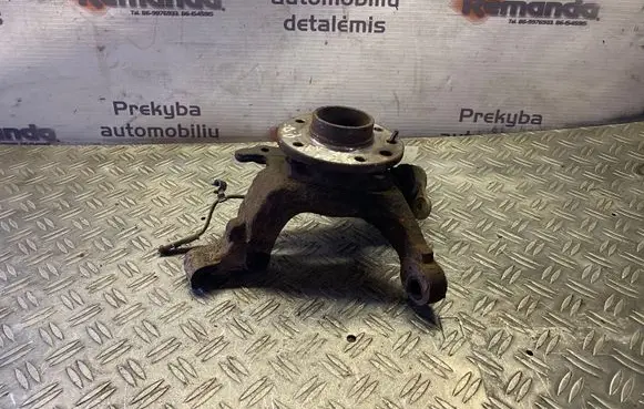 Opel Astra H Front wheel hub