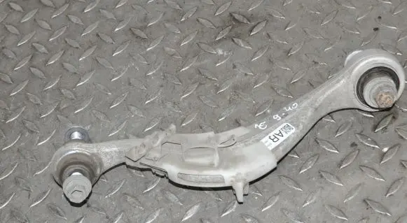 BMW M8 F91 F92 G14 G15 Rear upper control arm/wishbone 6883340 33326883340