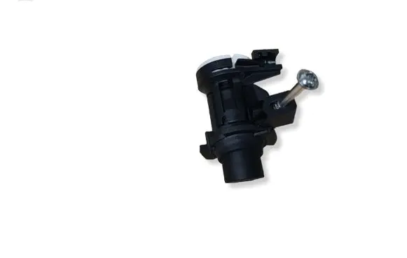 Mercedes-Benz E W212 Tailgate exterior lock A2047500061