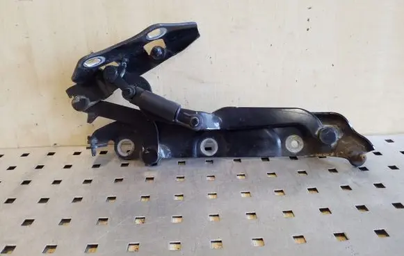 Jaguar XF X250 Tailgate/trunk/boot hinge