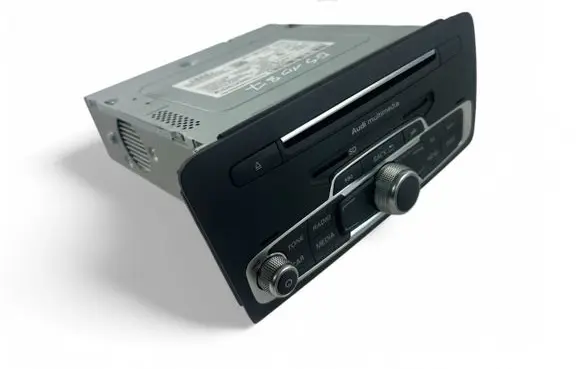 Audi A1 Radio/CD/DVD/GPS head unit 8XA035182F