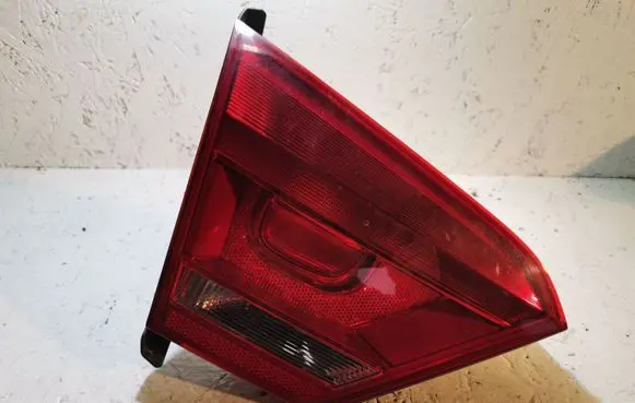 Volkswagen PASSAT B7 Tailgate rear/tail lights 561945093 561945259